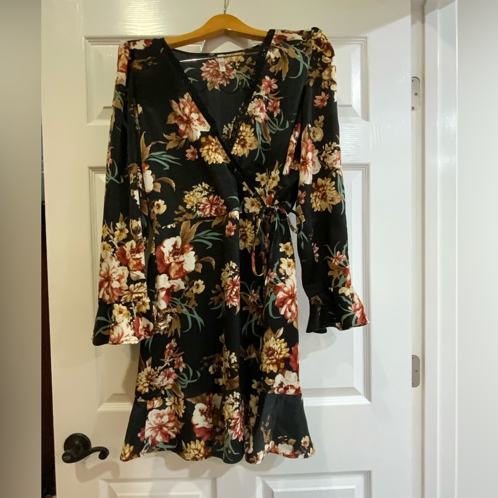 Silky long sleeve wrap dress size Large